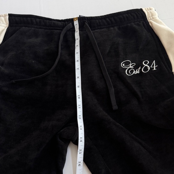 New FOREVER 21 Embroidered EST 84 Sweatpants and Polo Shirt Set Men’s SIZE XXL - Picture 7 of 12